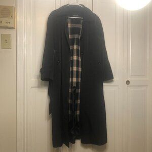 London Fog Women's Black Trench Coat with Removable Plaid Liner Size 10P Petite